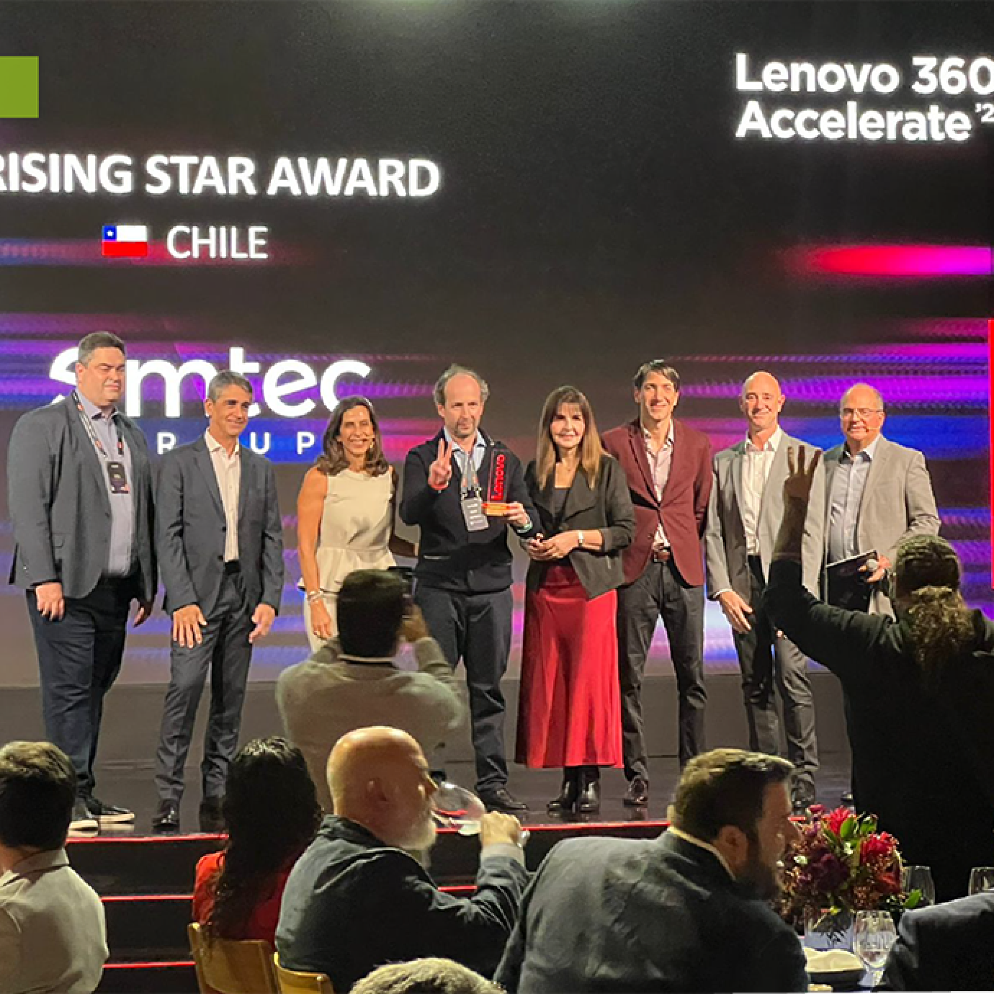 Emtec Group - Premio Rising Star Award Lenovo 25